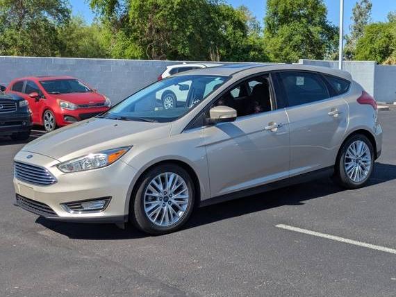 FORD FOCUS 2017 1FADP3N29HL272541 image