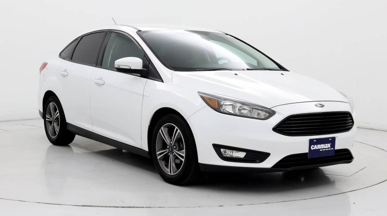 FORD FOCUS 2017 1FADP3FE5HL294710 image