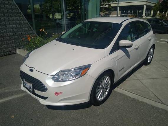 FORD FOCUS 2017 1FADP3R41HL325387 image
