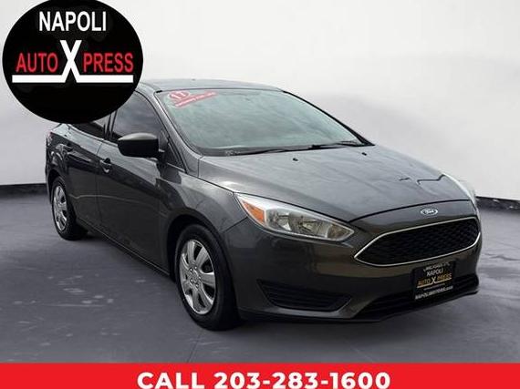 FORD FOCUS 2017 1FADP3E23HL251183 image