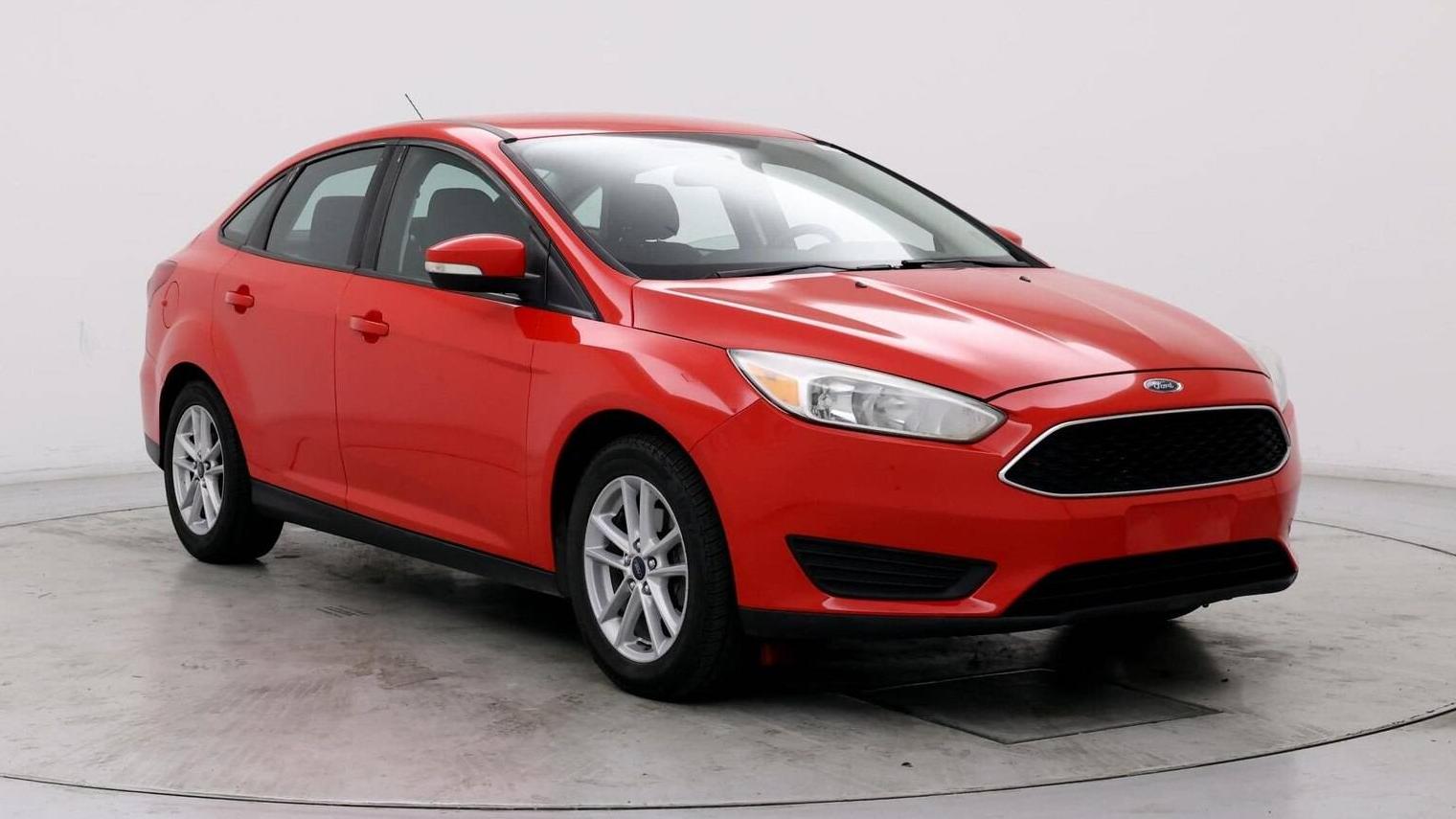 FORD FOCUS 2017 1FADP3F23HL274025 image