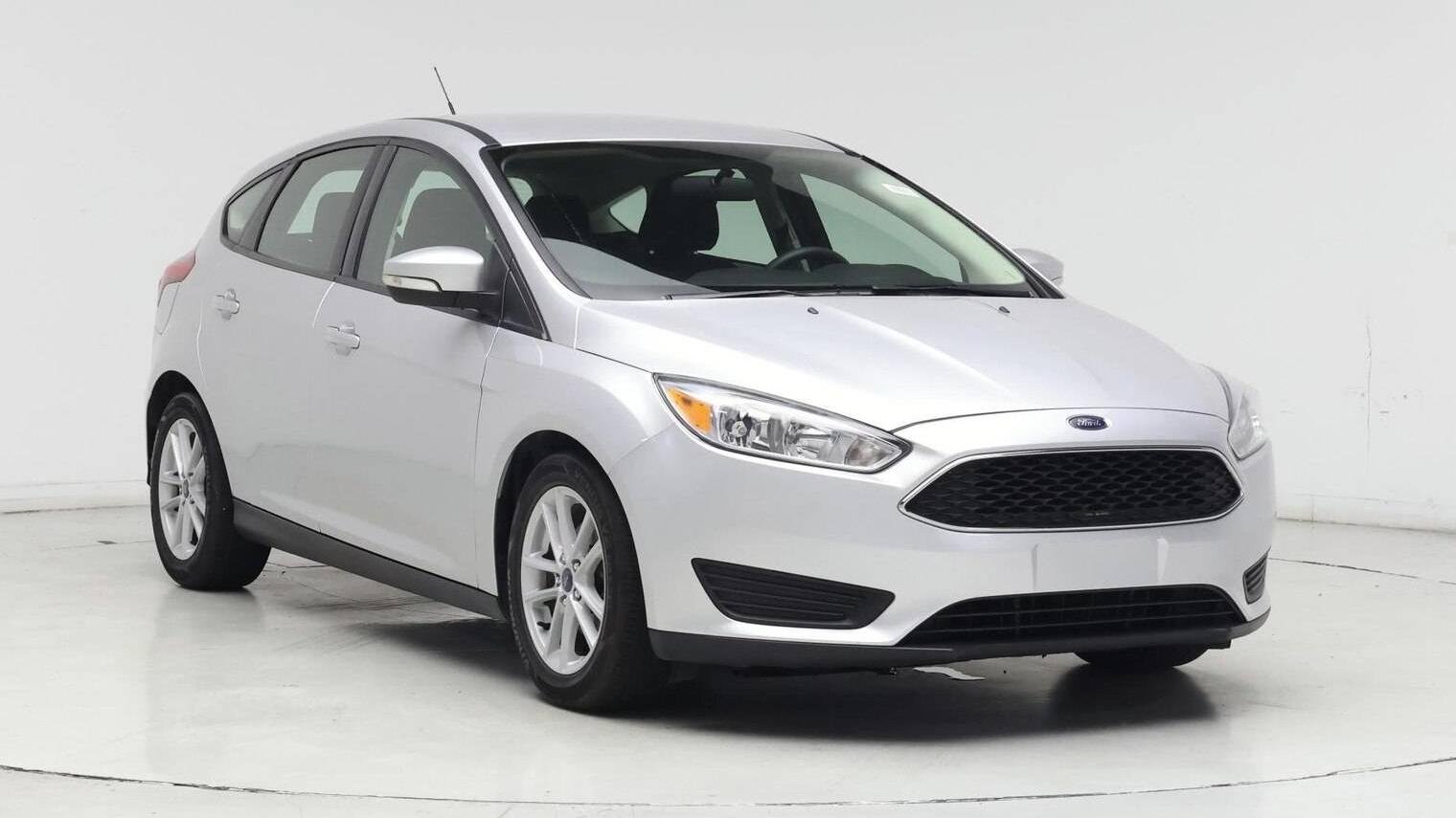 FORD FOCUS 2017 1FADP3K20HL234586 image