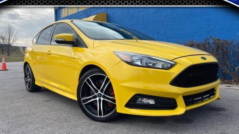 FORD FOCUS 2017 1FADP3L91HL310313 image