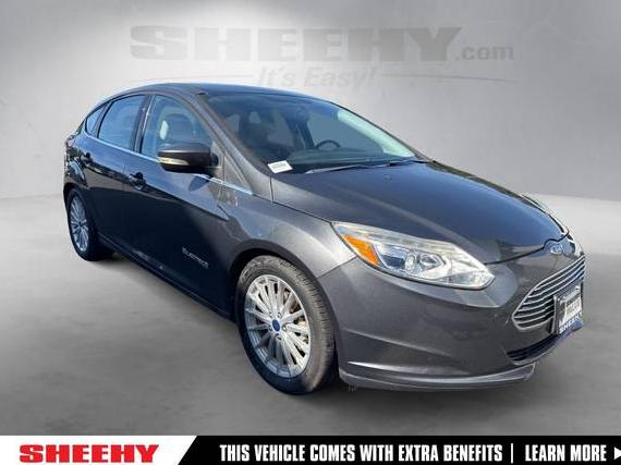 FORD FOCUS 2017 1FADP3R44HL232220 image FORD FOCUS 2017 1FADP3R44HL232220 image