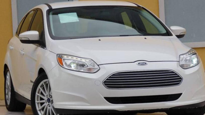FORD FOCUS 2017 1FADP3R46HL239153 image