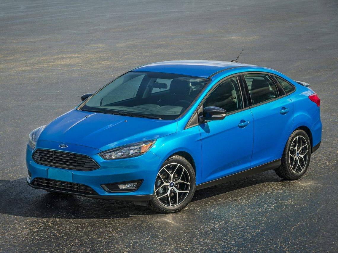 FORD FOCUS 2017 1FADP3F24HL270355 image