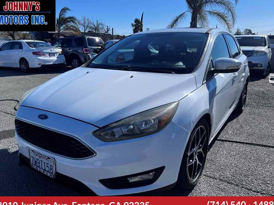 FORD FOCUS 2017 1FADP3M27HL211075 image