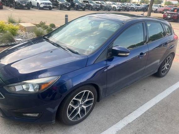 FORD FOCUS 2017 1FADP3M23HL303168 image