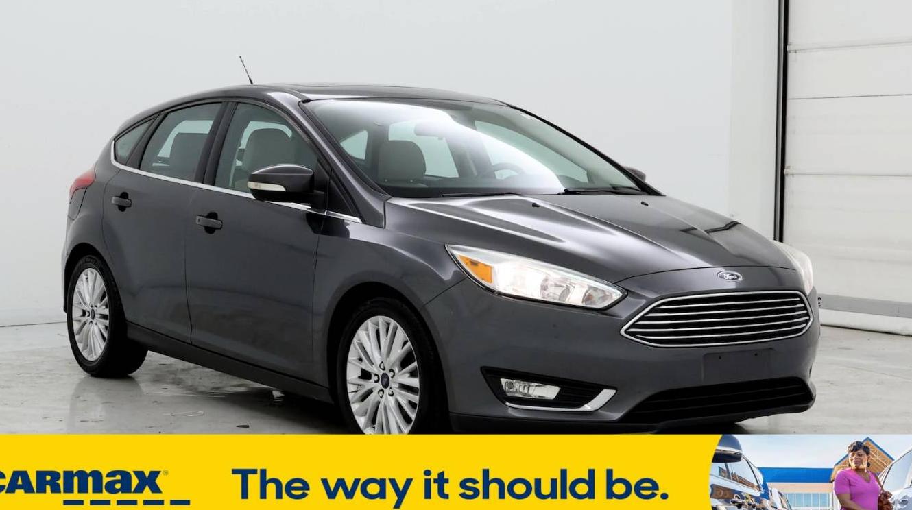 FORD FOCUS 2017 1FADP3N27HL279567 image