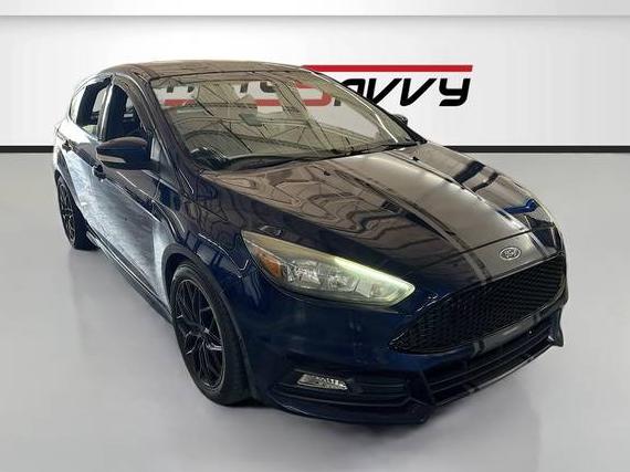 FORD FOCUS 2017 1FADP3L93HL332507 image