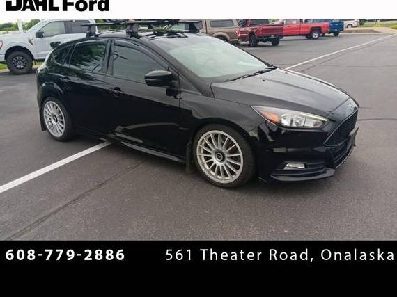 FORD FOCUS 2017 1FADP3L99HL319308 image