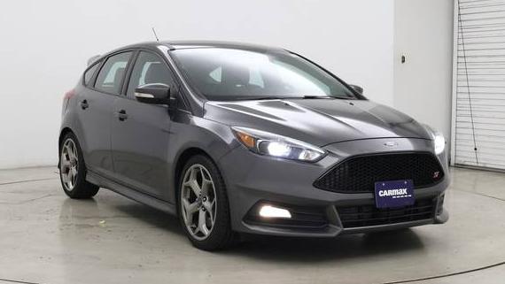 FORD FOCUS 2017 1FADP3L96HL292214 image