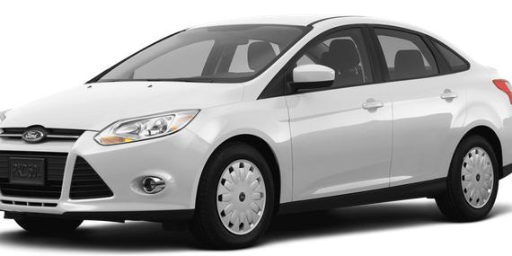 FORD FOCUS 2012 1FAHP3F22CL435832 image