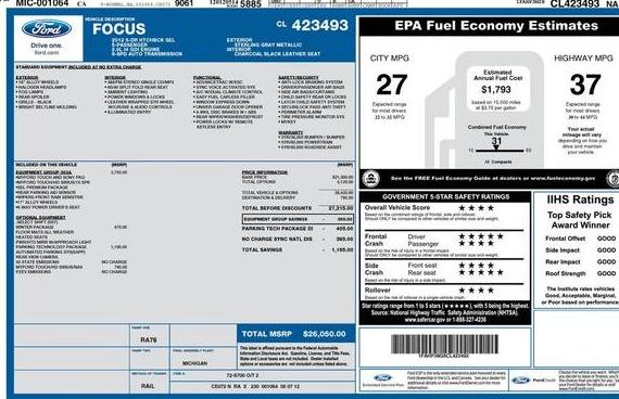 FORD FOCUS 2012 1FAHP3M28CL423493 image