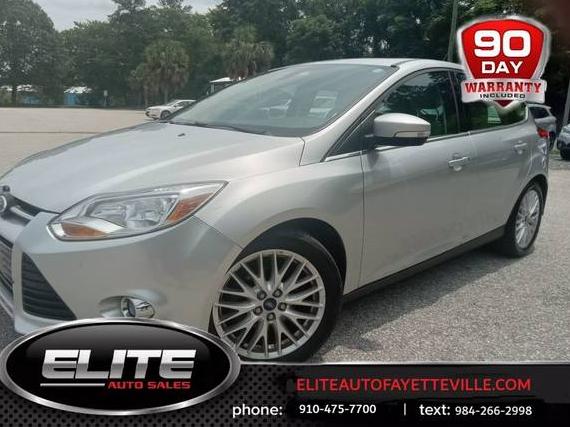FORD FOCUS 2012 1FAHP3M22CL331117 image