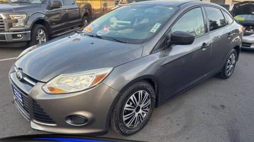 FORD FOCUS 2012 1FAHP3E28CL415974 image