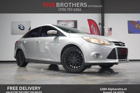 FORD FOCUS 2012 1FAHP3H23CL377940 image