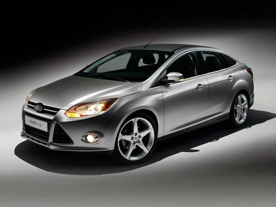 FORD FOCUS 2013 1FADP3F22DL142240 image