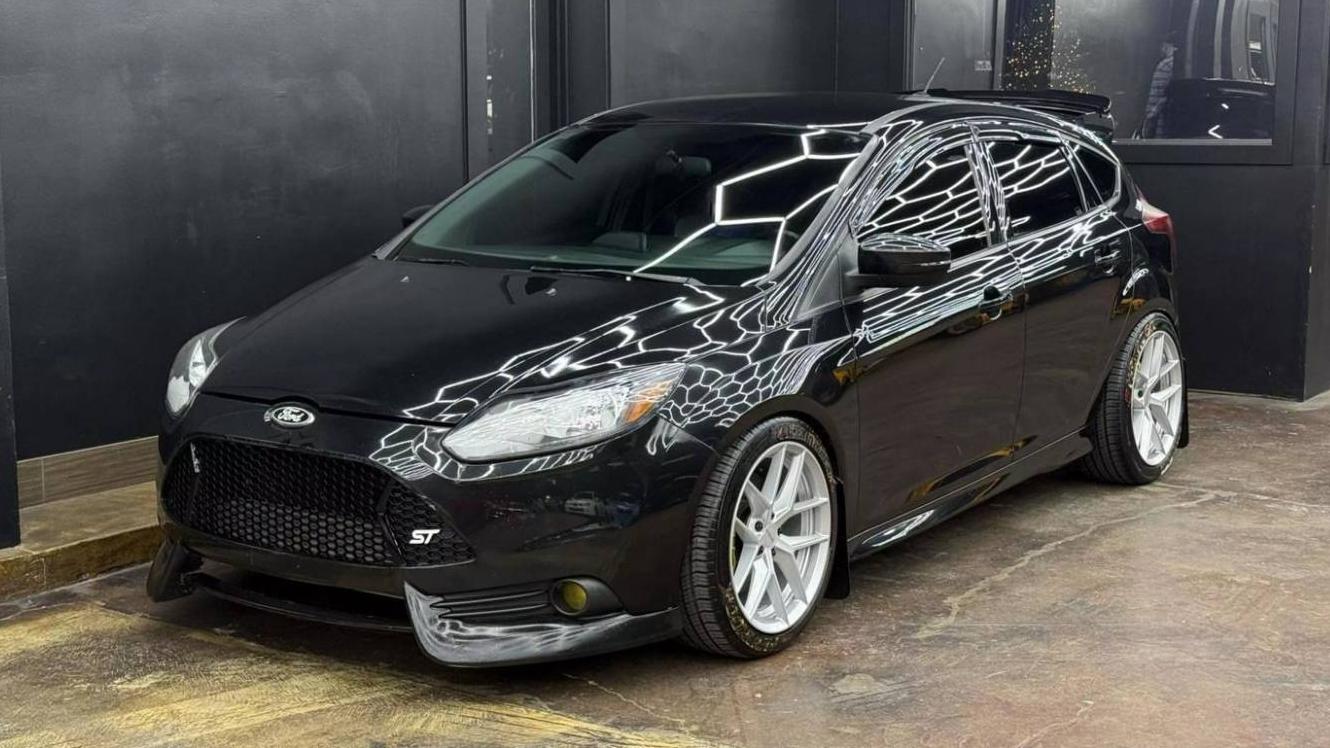 FORD FOCUS 2013 1FADP3L96DL196979 image