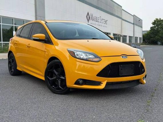 FORD FOCUS 2013 1FADP3L93DL360205 image