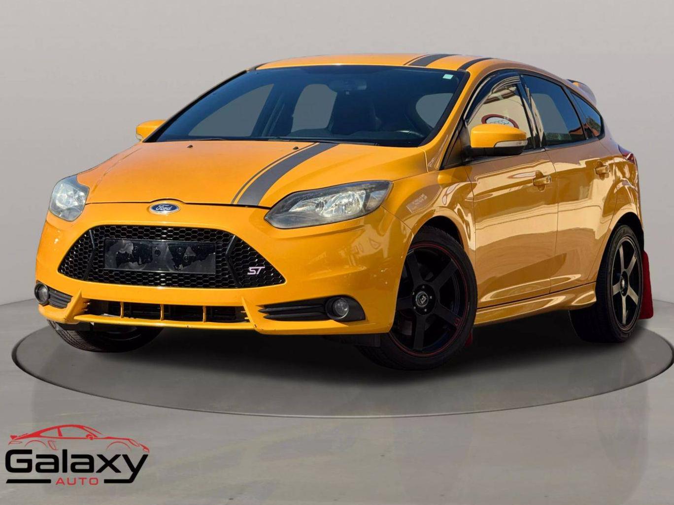 FORD FOCUS 2013 1FADP3L9XDL100142 image