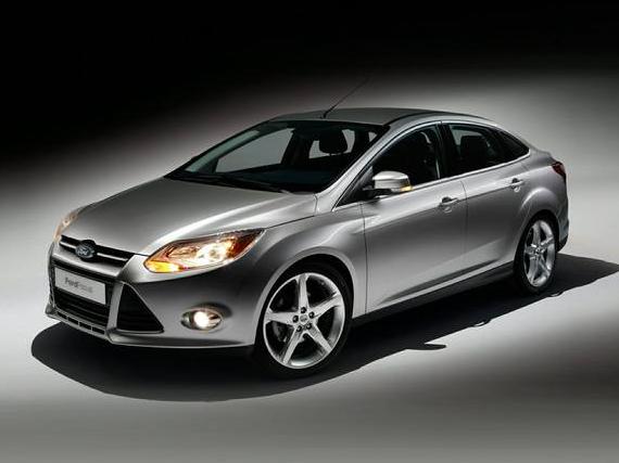 FORD FOCUS 2014 1FADP3F26EL269185 image