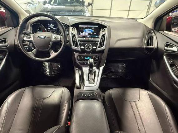FORD FOCUS 2014 1FADP3N22EL137316 image