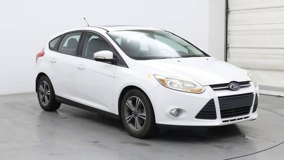 FORD FOCUS 2014 1FADP3K2XEL368579 image
