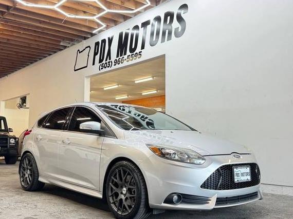 FORD FOCUS 2014 1FADP3L95EL199809 image