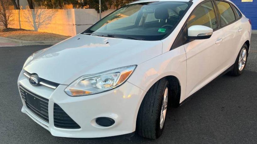 FORD FOCUS 2014 1FADP3F26EL462355 image