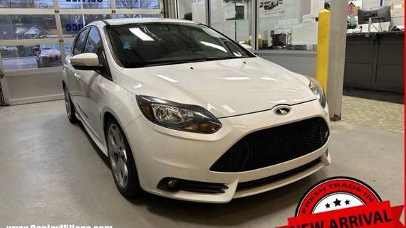 FORD FOCUS 2014 1FADP3L9XEL298660 image FORD FOCUS 2014 1FADP3L9XEL298660 image