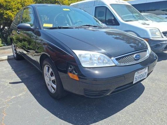 FORD FOCUS 2005 3FAFP31N05R131914 image