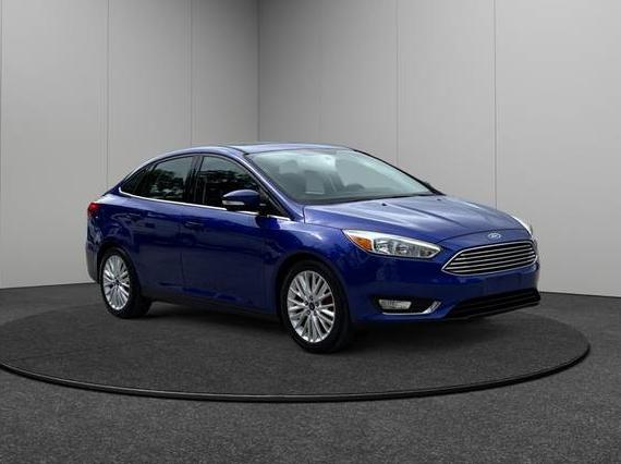 FORD FOCUS 2015 1FADP3J28FL380815 image