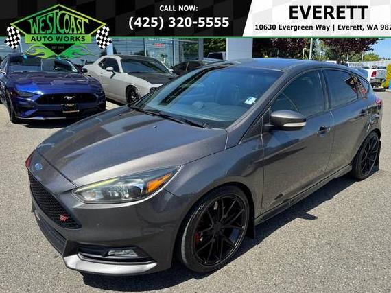 FORD FOCUS 2015 1FADP3L92FL380514 image