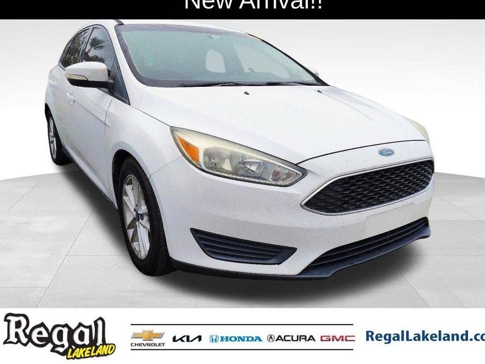 FORD FOCUS 2015 1FADP3K22FL241987 image