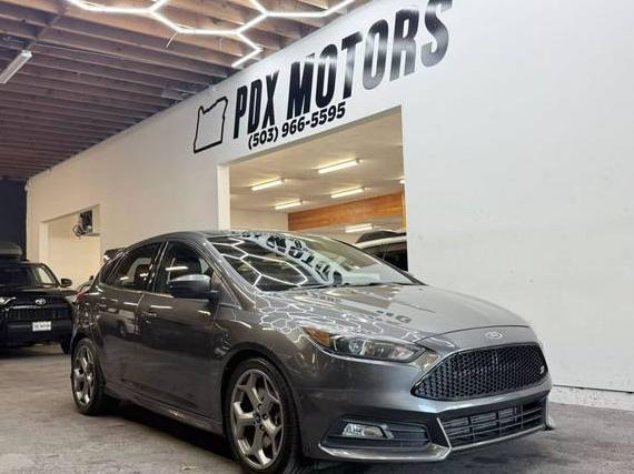 FORD FOCUS 2015 1FADP3L97FL380346 image