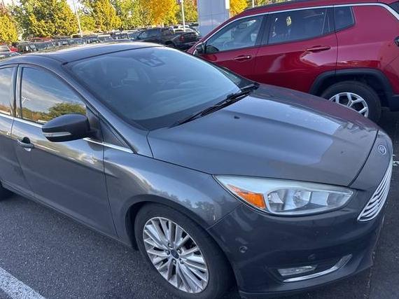 FORD FOCUS 2015 1FADP3N20FL380690 image FORD FOCUS 2015 1FADP3N20FL380690 image