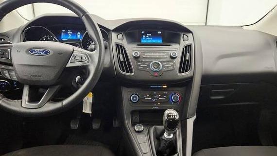 FORD FOCUS 2015 1FADP3FE8FL372443 image FORD FOCUS 2015 1FADP3FE8FL372443 image