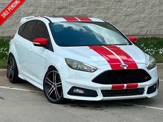 FORD FOCUS 2015 1FADP3L92FL304338 image