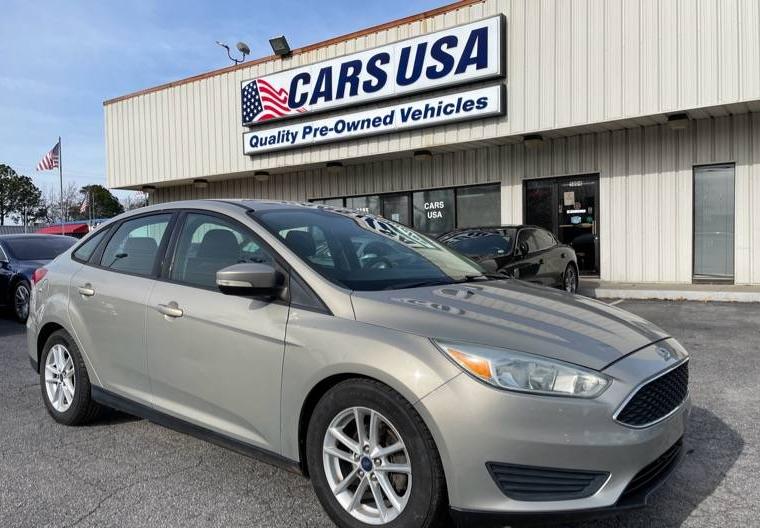 FORD FOCUS 2015 1FADP3F21FL214192 image