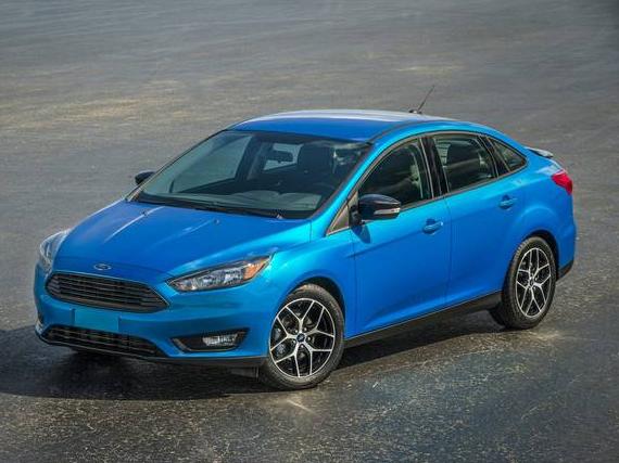 FORD FOCUS 2015 1FADP3F20FL363869 image