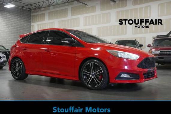FORD FOCUS 2015 1FADP3L97FL247196 image