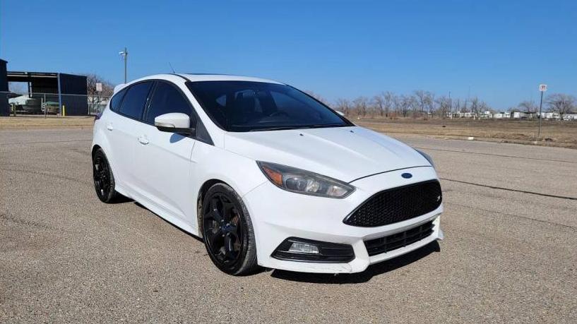 FORD FOCUS 2015 1FADP3L91FL240700 image