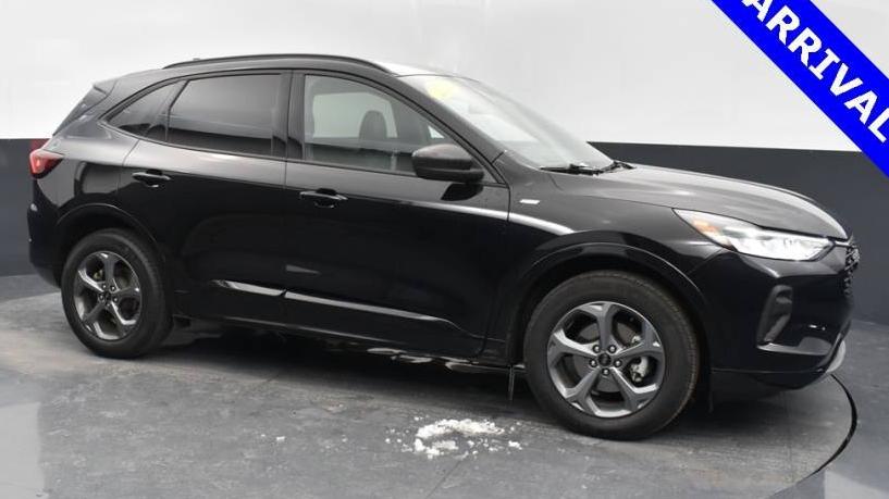 FORD ESCAPE 2023 1FMCU9MN1PUA12765 image