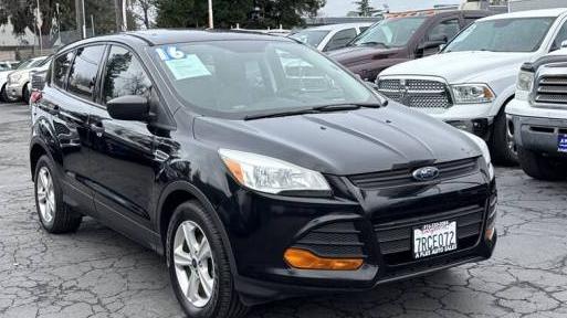 FORD ESCAPE 2016 1FMCU0F72GUB99511 image