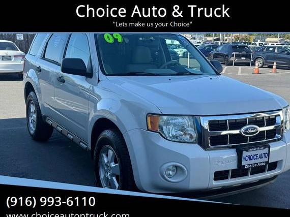 FORD ESCAPE 2009 1FMCU03759KD00074 image