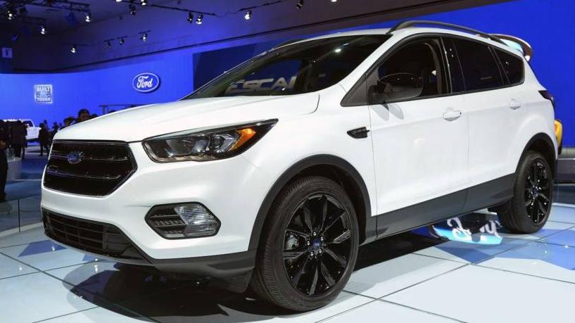 FORD ESCAPE 2019 1FMCU0GD1KUC26260 image