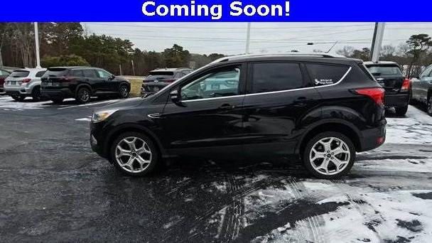 FORD ESCAPE 2019 1FMCU9J96KUA66174 image