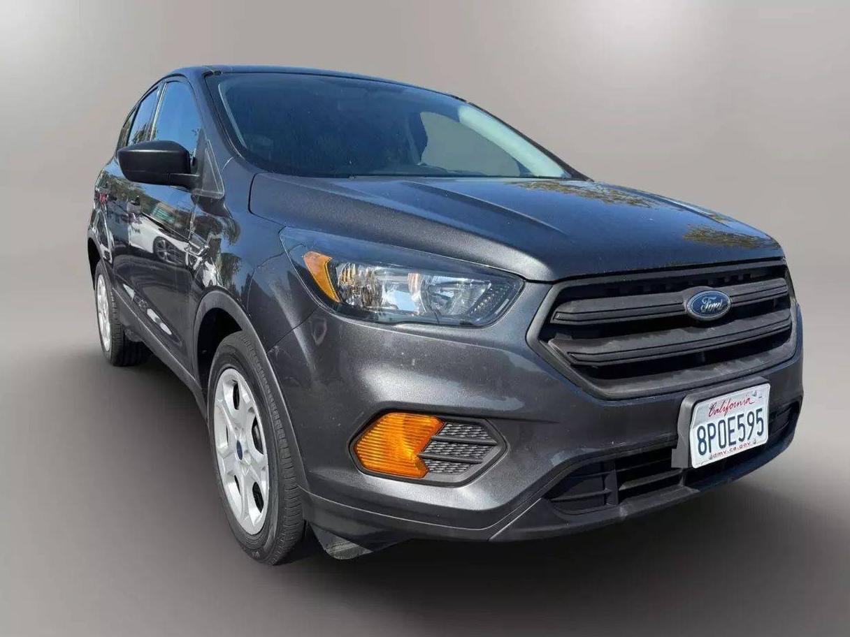 FORD ESCAPE 2019 1FMCU0F70KUA35750 image