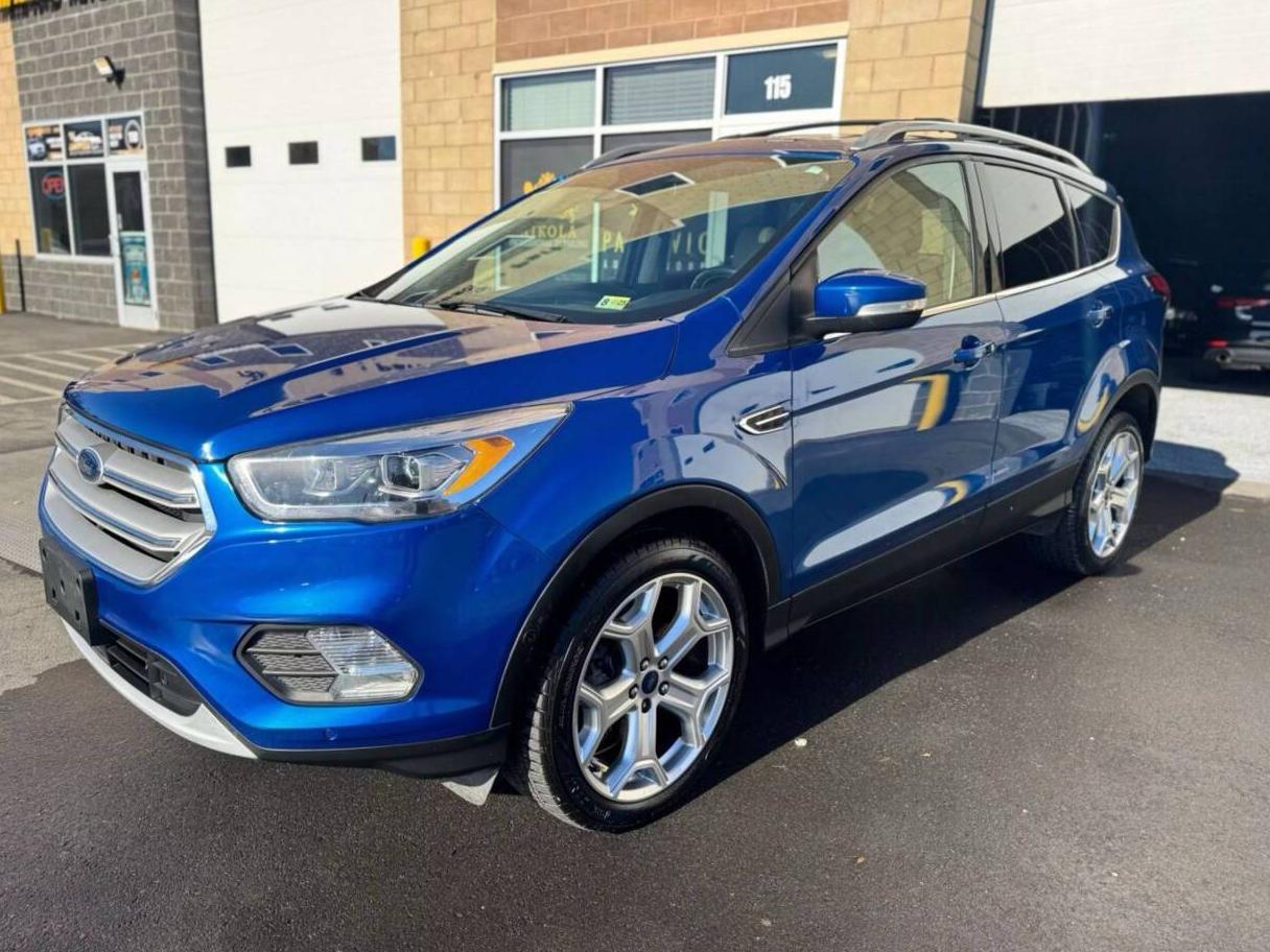 FORD ESCAPE 2019 1FMCU9J91KUC37252 image